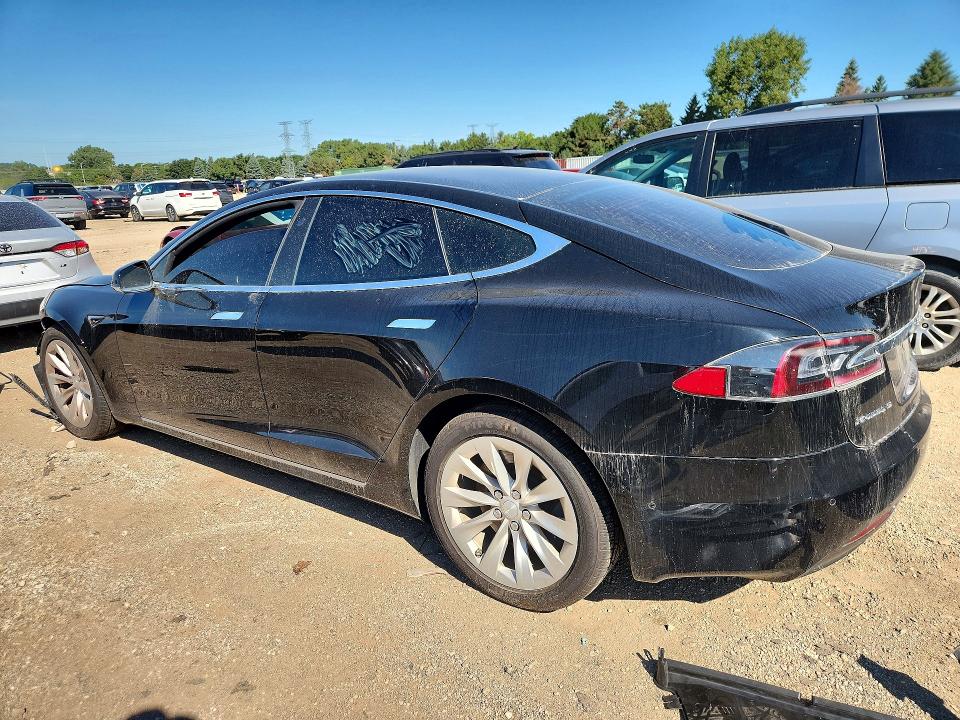 Photo 2 from auction – 2018 TESLA MODEL S with VIN 5YJSA1E23JF281638