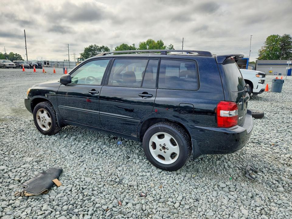 Photo 2 from auction – 2005 TOYOTA HIGHLANDER with VIN JTEEP21A450102361