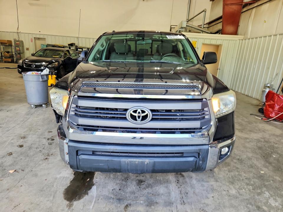 Photo 5 from auction – 2014 TOYOTA TUNDRA with VIN 5TFUY5F19EX342567