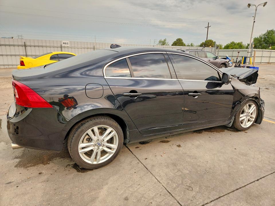 Photo 3 from auction – 2012 VOLVO S60 with VIN YV1622FS8C2111035