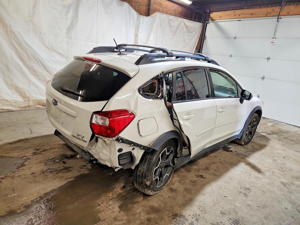 Photo 3 from auction – 2015 SUBARU XV CROSSTREK with VIN JF2GPAMC5F8292082