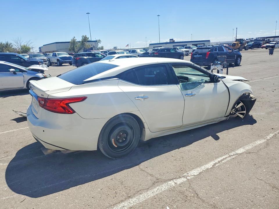 Photo 3 from auction – 2017 NISSAN MAXIMA with VIN 1N4AA6AP0HC422687