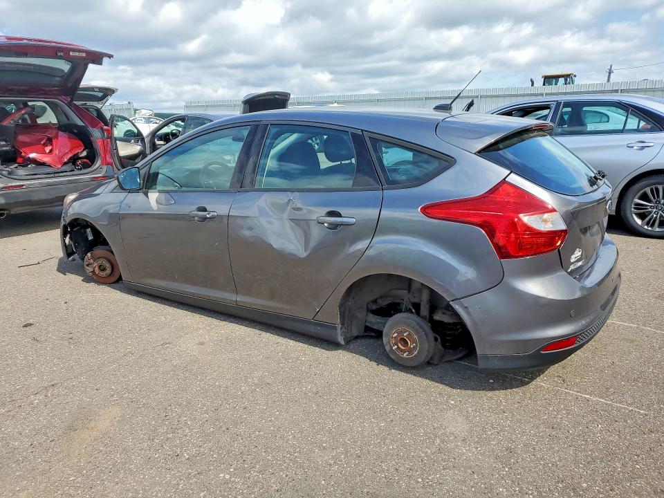 Снимка 2 от търг – 2013 FORD FOCUS с VIN 1FADP3K29DL373755
