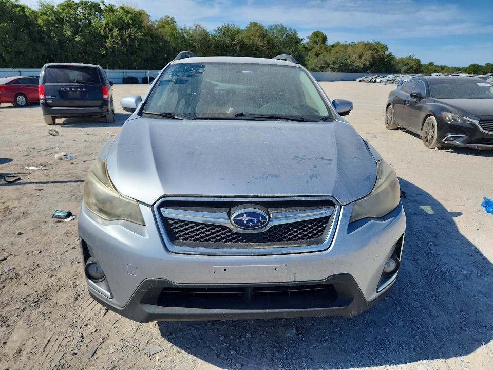 Photo 5 from auction – 2017 SUBARU CROSSTREK with VIN JF2GPAKC9H8212336