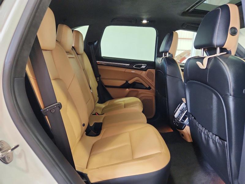 صورة رقم 11 من المزاد - 2014 PORSCHE CAYENNE مع VIN WP1AC2A20ELA80928