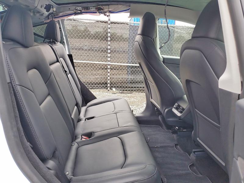 Photo 10 from auction – 2024 TESLA MODEL Y with VIN 7SAYGDEEXRA233618