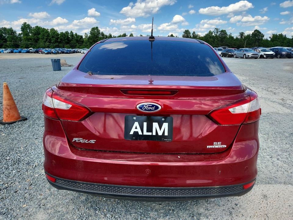 Photo 6 from auction – 2014 FORD FOCUS with VIN 1FADP3F25EL320403