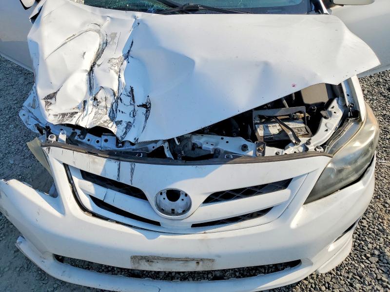Photo 11 from auction – 2013 TOYOTA COROLLA with VIN 2T1BU4EEXDC034368