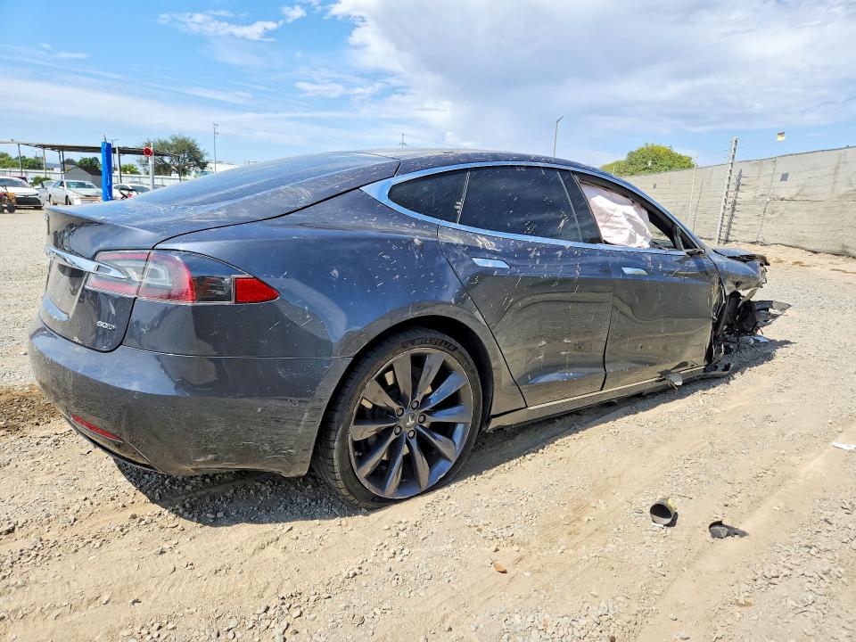 Photo 3 from auction – 2016 TESLA MODEL S with VIN 5YJSA1E28GF154960