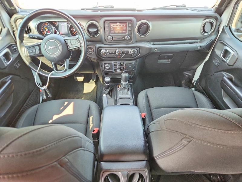 Photo 8 from auction – 2020 JEEP GLADIATOR with VIN 1C6HJTAG4LL170420