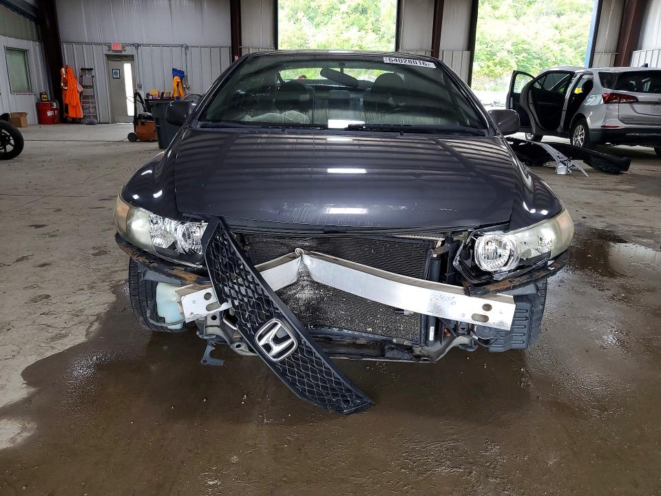Photo 5 from auction – 2011 HONDA CIVIC with VIN 2HGFG1B91BH511532