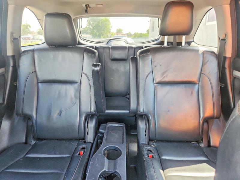 Photo 10 from auction – 2018 TOYOTA HIGHLANDER with VIN 5TDJZRFH4JS532359