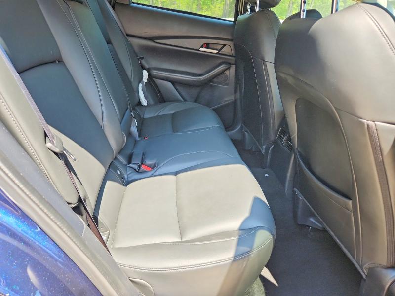 Photo 11 from auction – 2023 MAZDA CX-30 with VIN 3MVDMBBM8PM517361