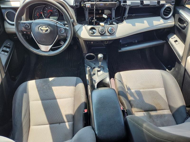 Photo 8 from auction – 2015 TOYOTA RAV4 with VIN 2T3BFREV9FW345922