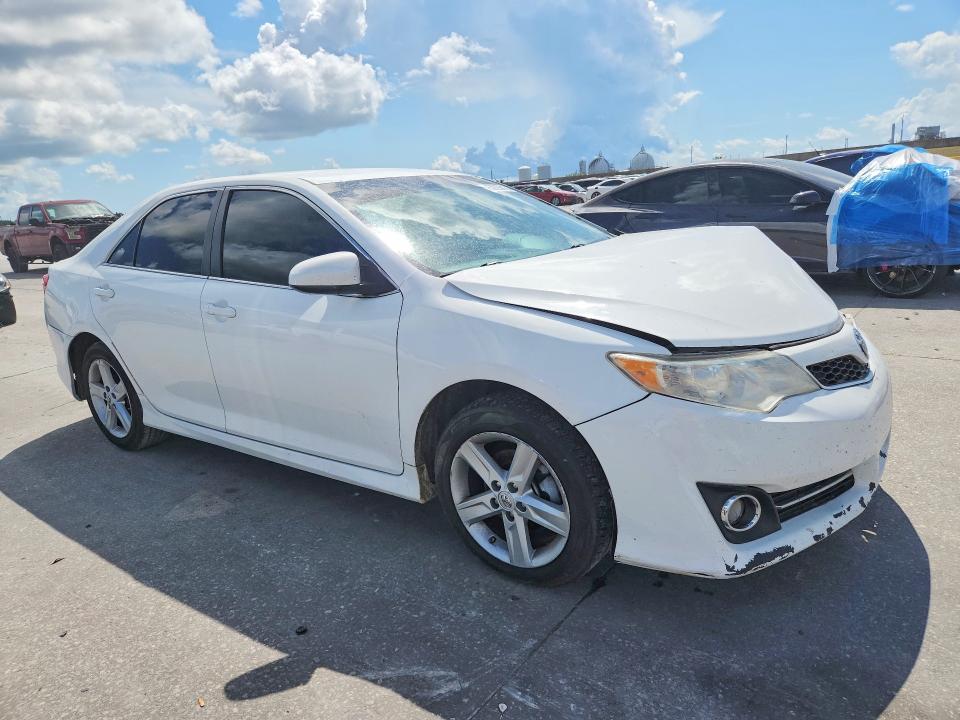 Photo 4 from auction – 2014 TOYOTA CAMRY with VIN 4T1BF1FK0EU306696