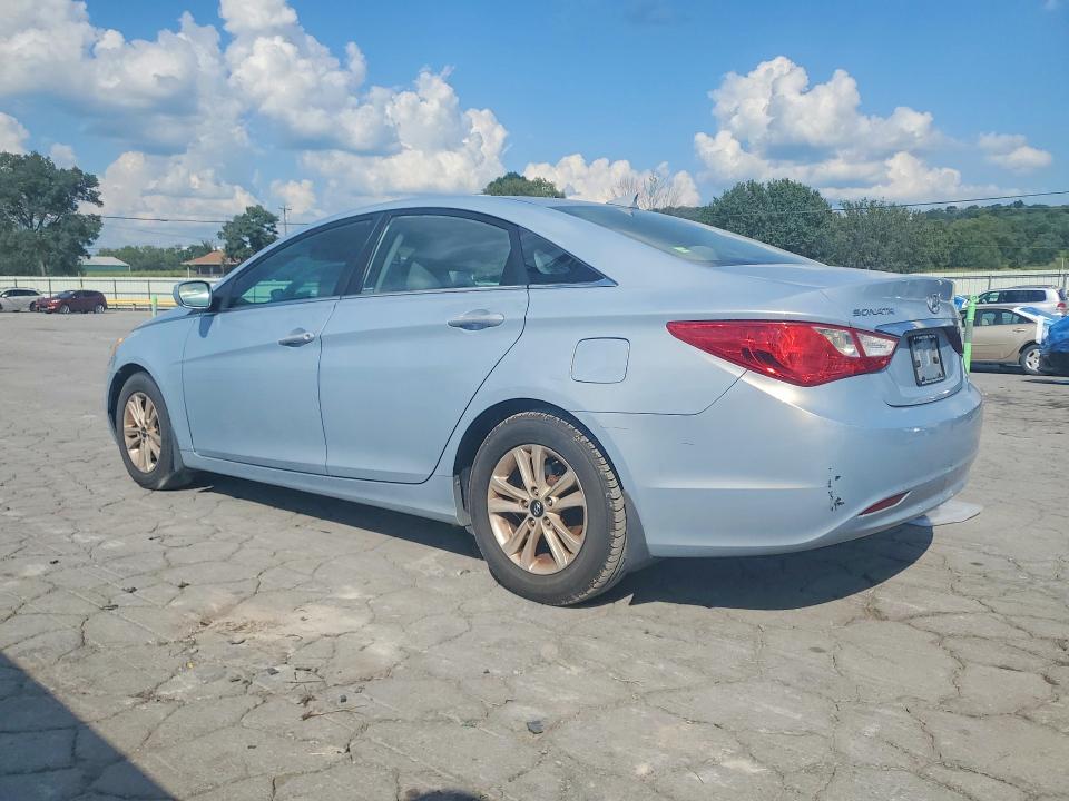 Photo 2 from auction – 2013 HYUNDAI SONATA with VIN 5NPEB4AC2DH705620