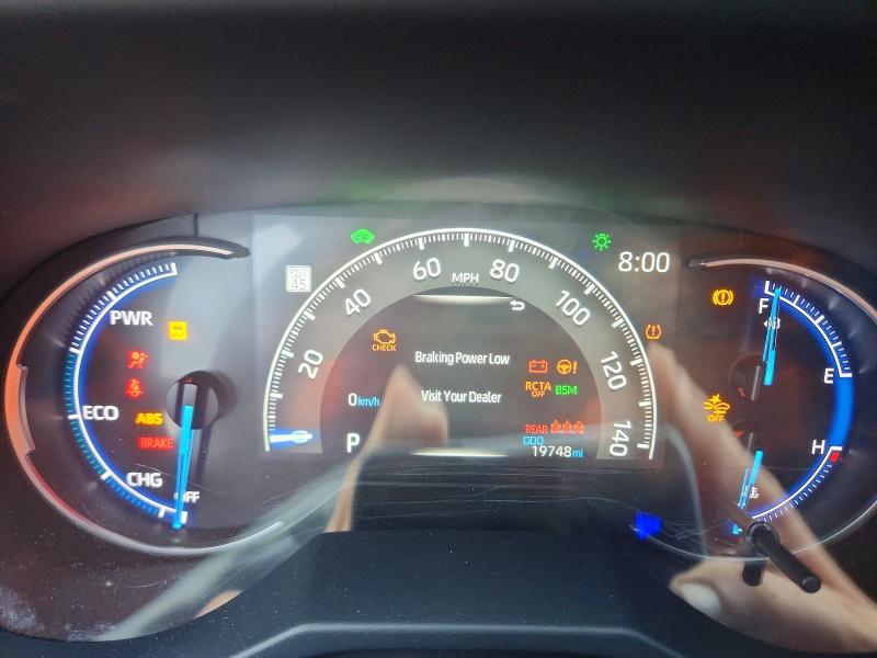 Photo 9 from auction – 2025 TOYOTA RAV4 with VIN JTMMWRFV5SD337931