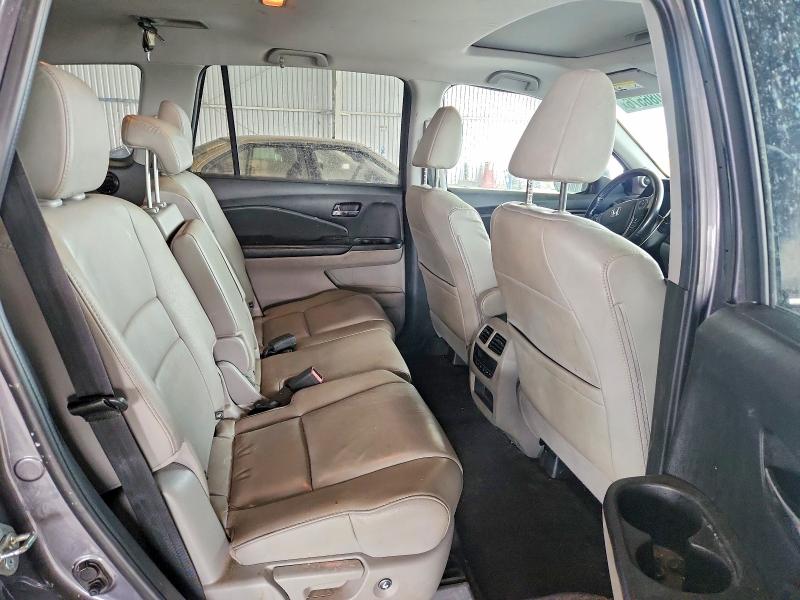 Photo 11 from auction – 2018 HONDA PILOT with VIN 5FNYF5H58JB014133