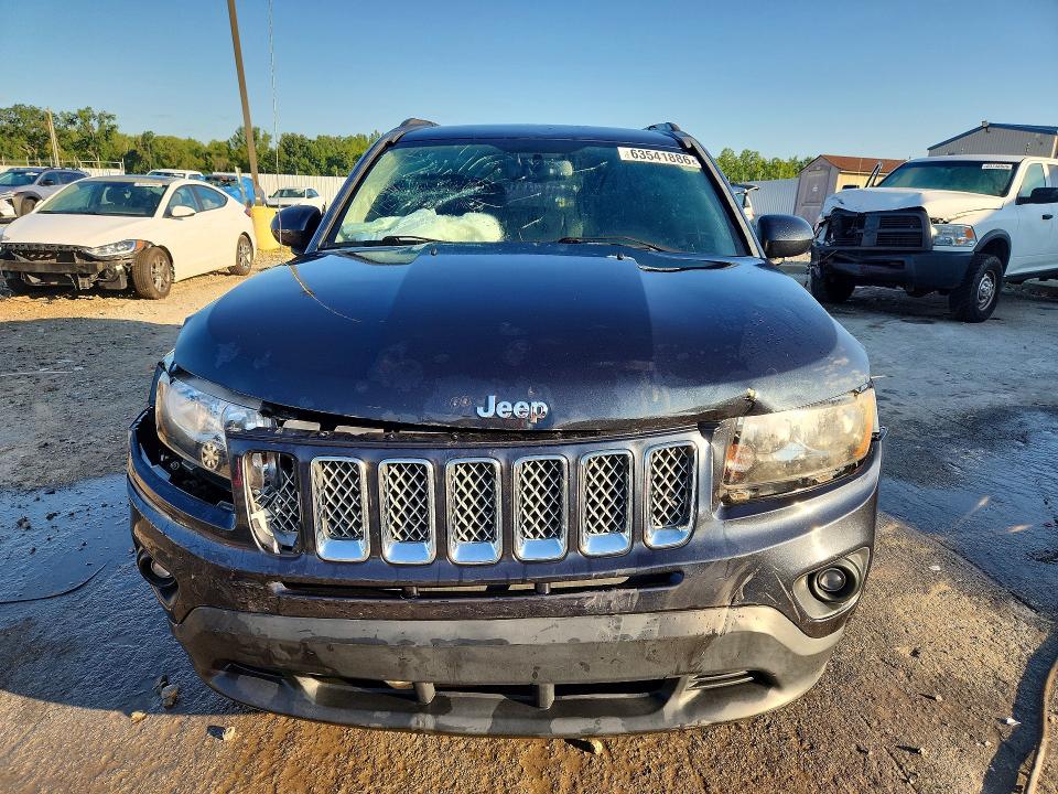 Photo 5 from auction – 2014 JEEP COMPASS with VIN 1C4NJCEA9ED647552