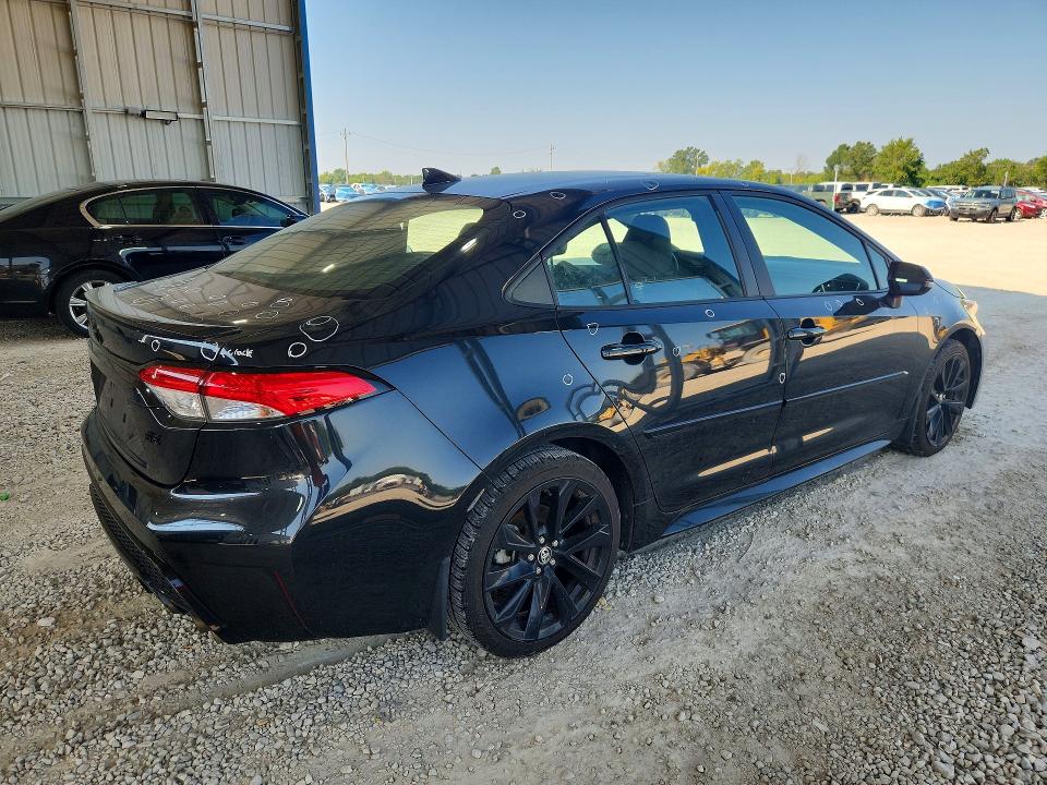 Photo 3 from auction – 2021 TOYOTA COROLLA with VIN 5YFS4MCE2MP093983