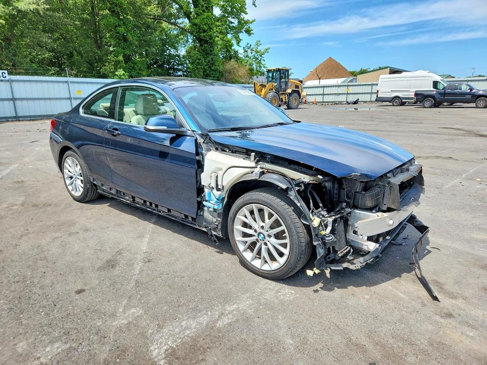 Photo 4 from auction – 2016 BMW 228 with VIN WBA1G9C57GV598870