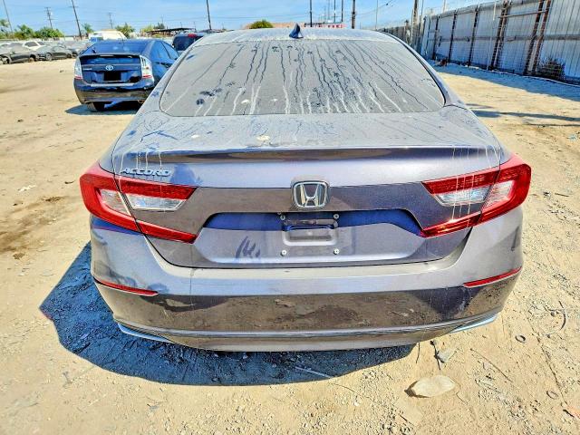 Снимка 6 от търг – 2019 HONDA ACCORD с VIN 1HGCV1F13KA154026