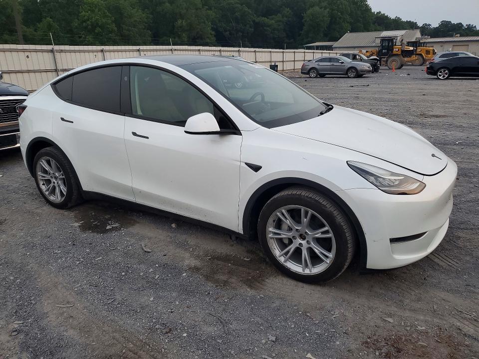 Photo 4 from auction – 2023 TESLA MODEL Y with VIN 7SAYGDEE2PA136880