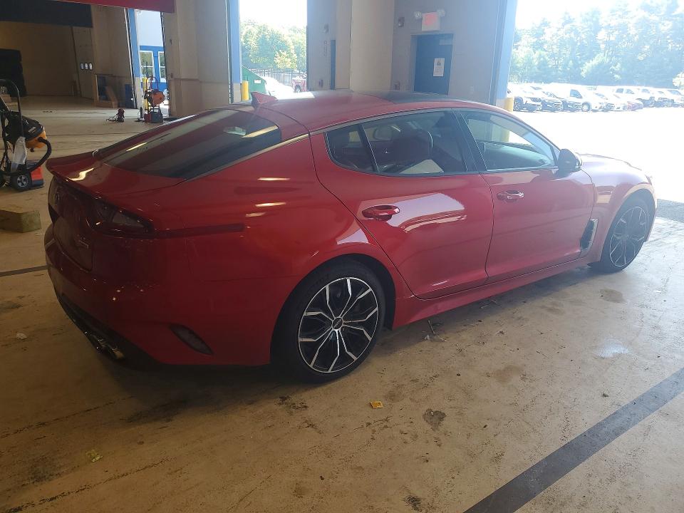 Photo 3 from auction – 2018 KIA STINGER with VIN KNAE55LC5J6010335