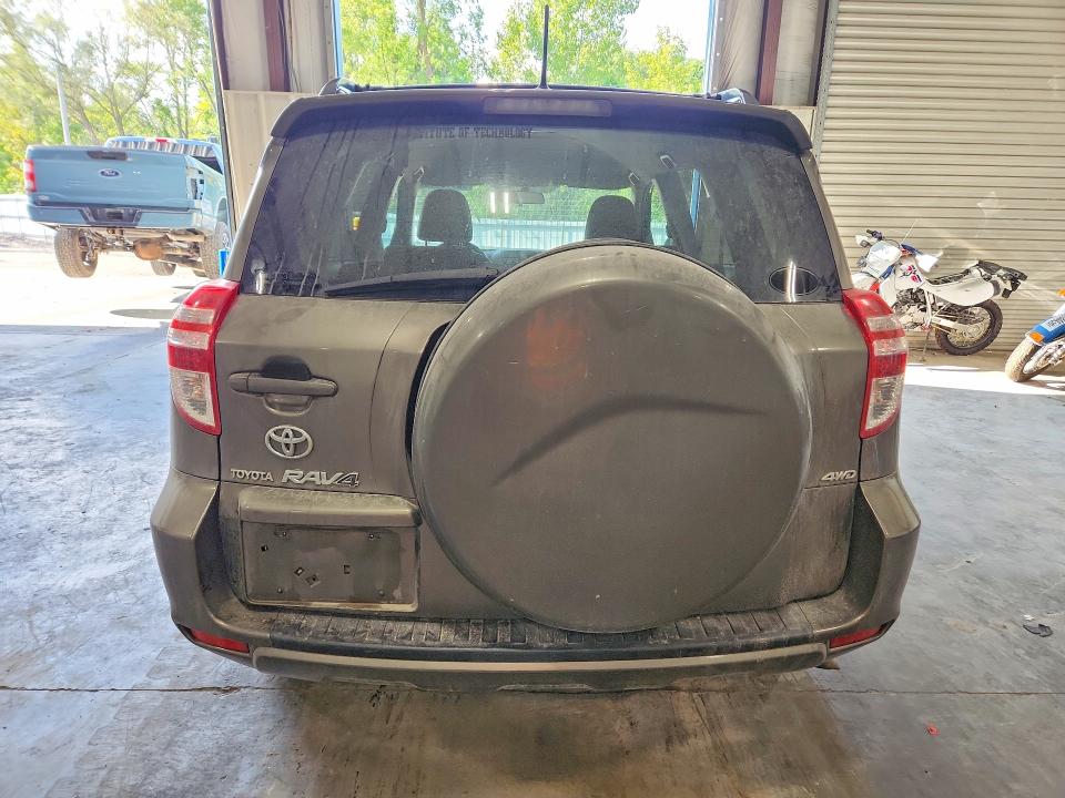 Photo 6 from auction – 2010 TOYOTA RAV4 with VIN 2T3BF4DV7AW082018