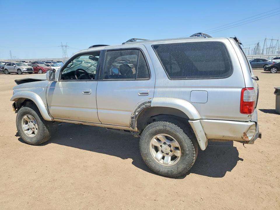 Снимка 2 от търг – 2000 TOYOTA 4RUNNER с VIN JT3HN86R9Y0319406