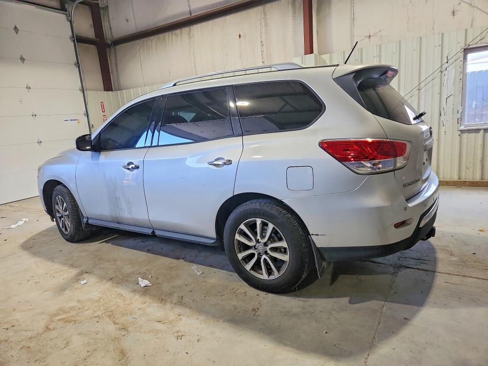 Photo 2 from auction – 2015 NISSAN PATHFINDER with VIN 5N1AR2MM3FC624414