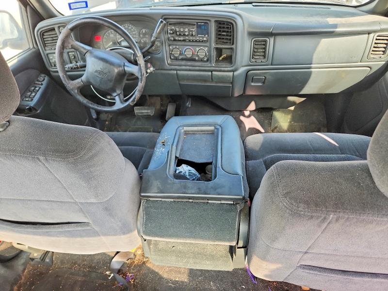 Photo 8 from auction – 2002 CHEVROLET SILVERADO with VIN 1GCGK13U92F112275