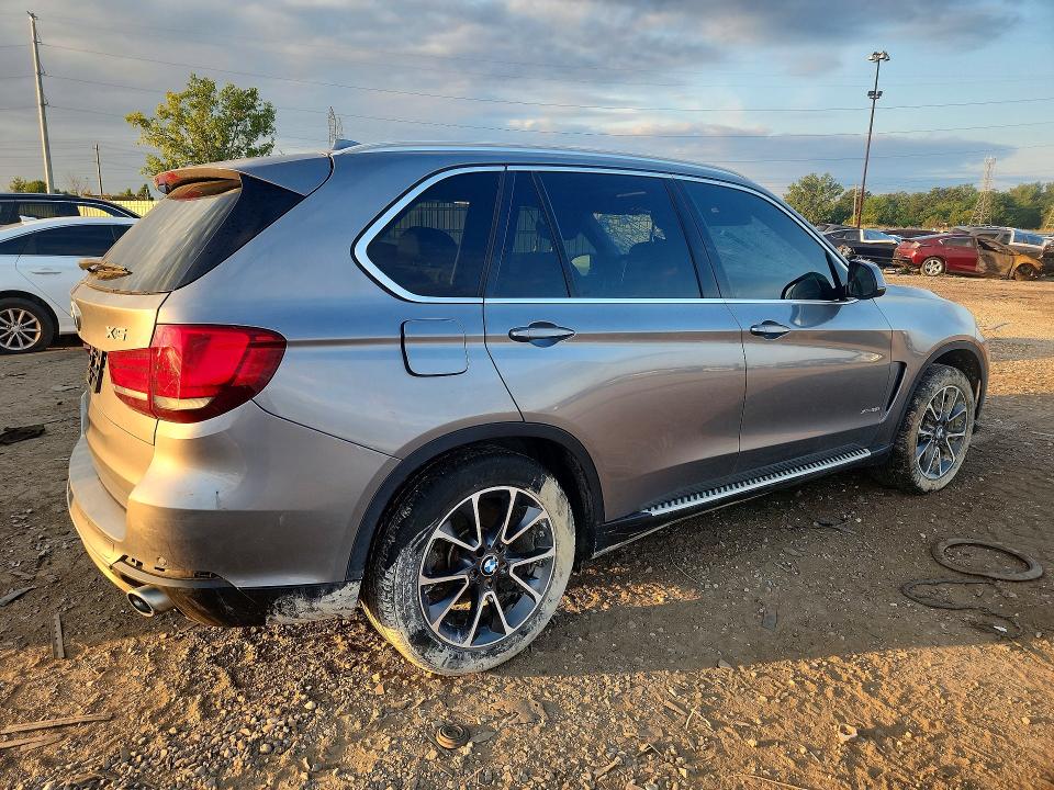 Zdjęcie 3 z aukcji – 2016 BMW X5 z VIN 5UXKR0C51G0U49735