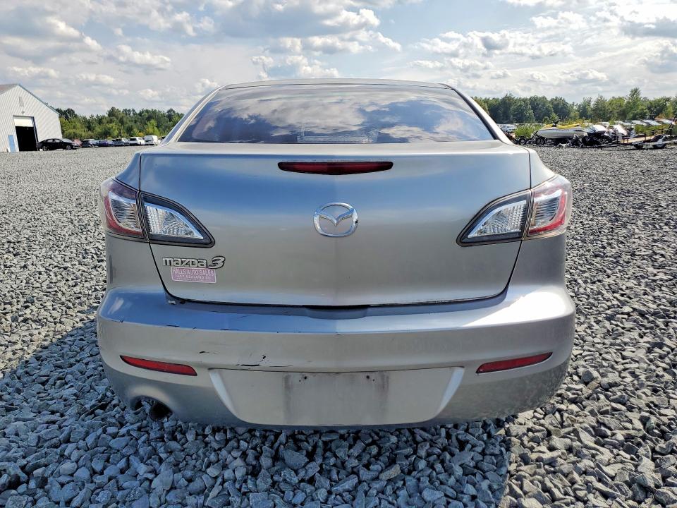 Photo 6 from auction – 2012 MAZDA 3 with VIN JM1BL1UF5C1655709