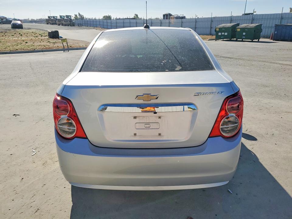 Photo 6 from auction – 2015 CHEVROLET SONIC with VIN 1G1JC5SG3F4217894