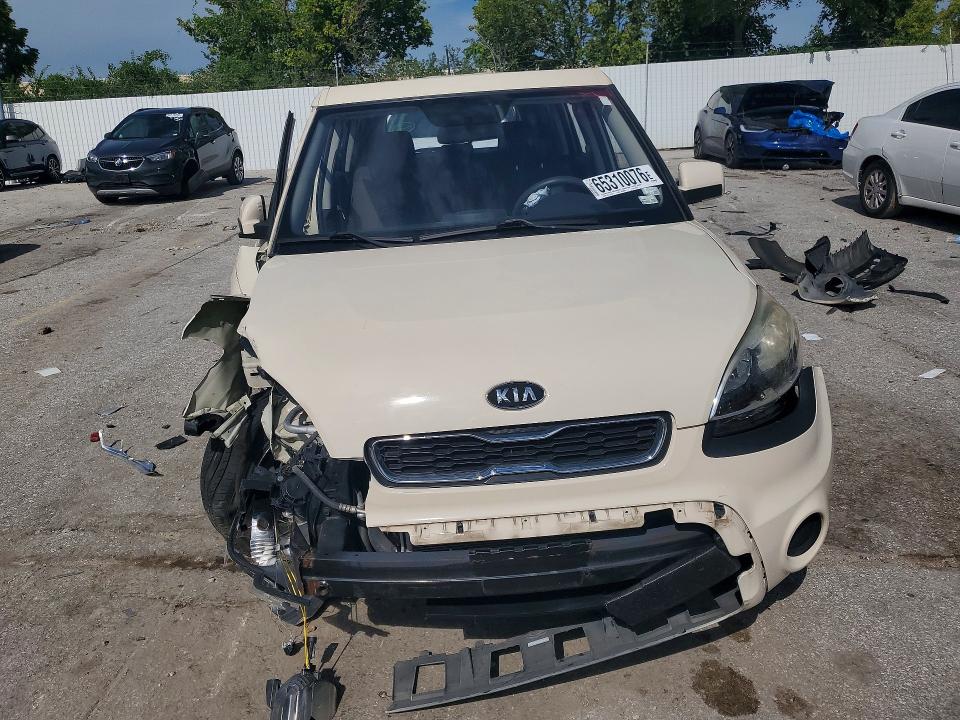 Photo 5 from auction – 2012 KIA SOUL with VIN KNDJT2A58C7470712
