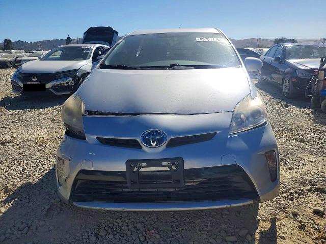 Photo 5 from auction – 2015 TOYOTA PRIUS with VIN JTDKN3DU7F0441786