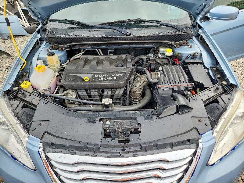 Photo 11 from auction – 2013 CHRYSLER 200 with VIN 1C3CCBBB4DN684580