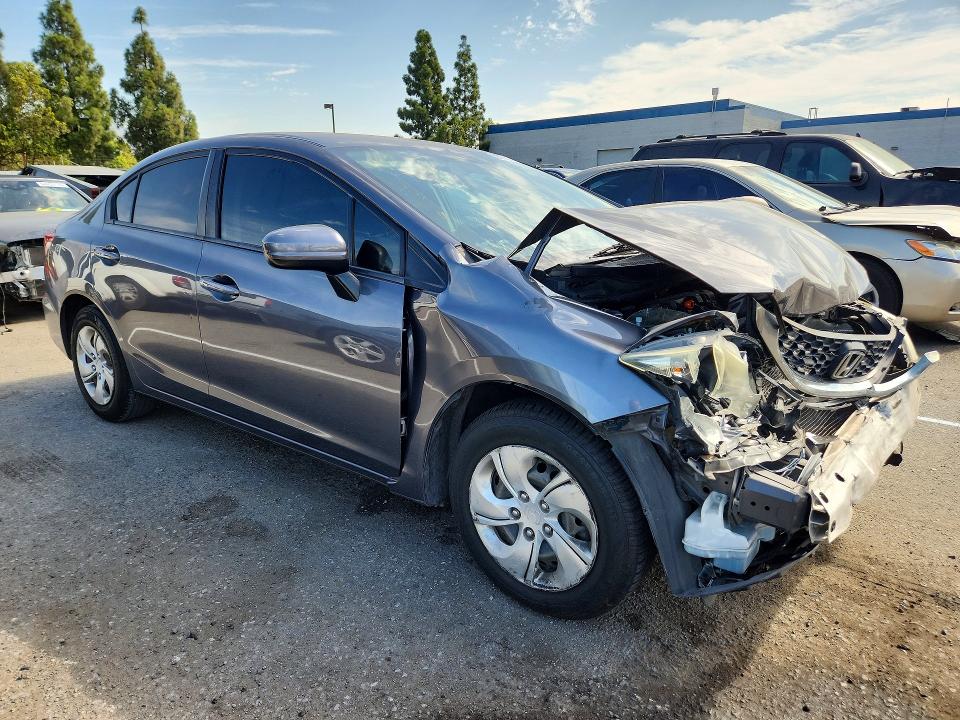 Photo 4 from auction – 2015 HONDA CIVIC with VIN 2HGFB2F52FH554469