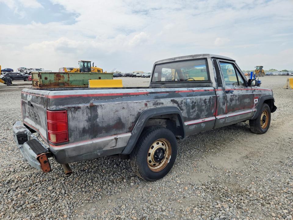 Photo 3 from auction – 1986 JEEP COMANCHE with VIN 1JTHW6614GT011918