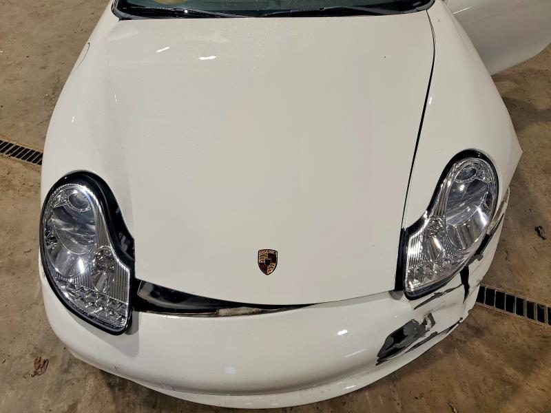 Photo 11 from auction – 2004 PORSCHE BOXSTER with VIN WP0CA298X4U621145