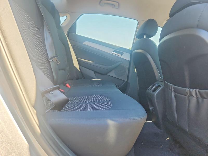 Photo 10 from auction – 2018 HYUNDAI SONATA with VIN 5NPE34AF0JH711418