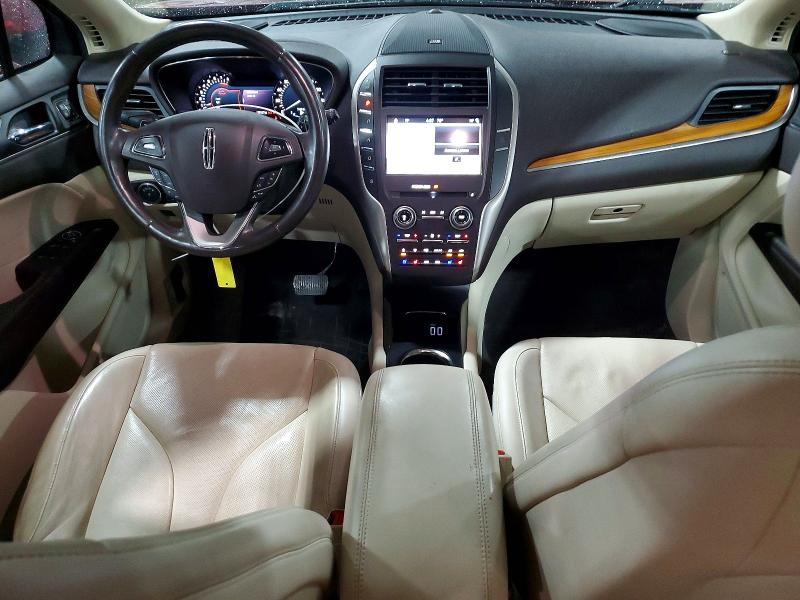Photo 8 from auction – 2016 LINCOLN MKC with VIN 5LMTJ3DH0GUJ07847