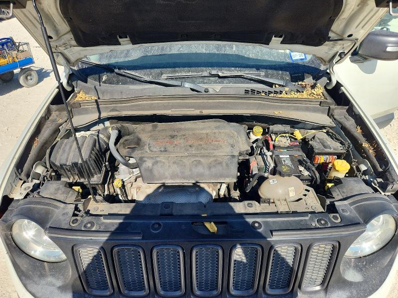 Photo 11 from auction – 2017 JEEP RENEGADE with VIN ZACCJBCB7HPF14422