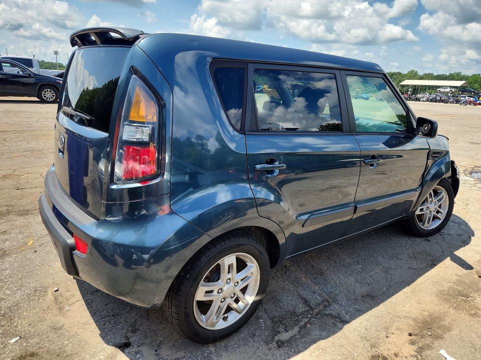 Photo 3 from auction – 2011 KIA SOUL with VIN KNDJT2A2XB7296713