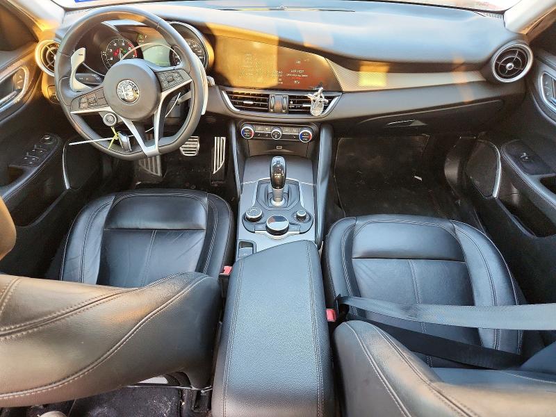 Photo 8 from auction – 2017 ALFA ROMEO GIULIA with VIN ZARFAEDN9H7550025