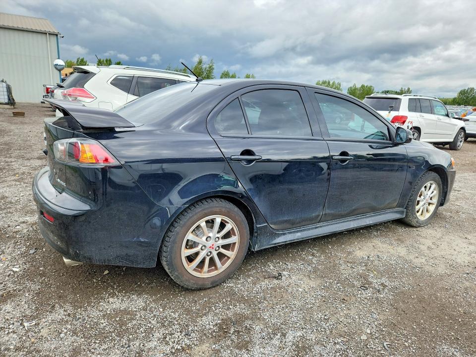 Photo 3 from auction – 2017 MITSUBISHI LANCER with VIN JA32V2FW5HU605474