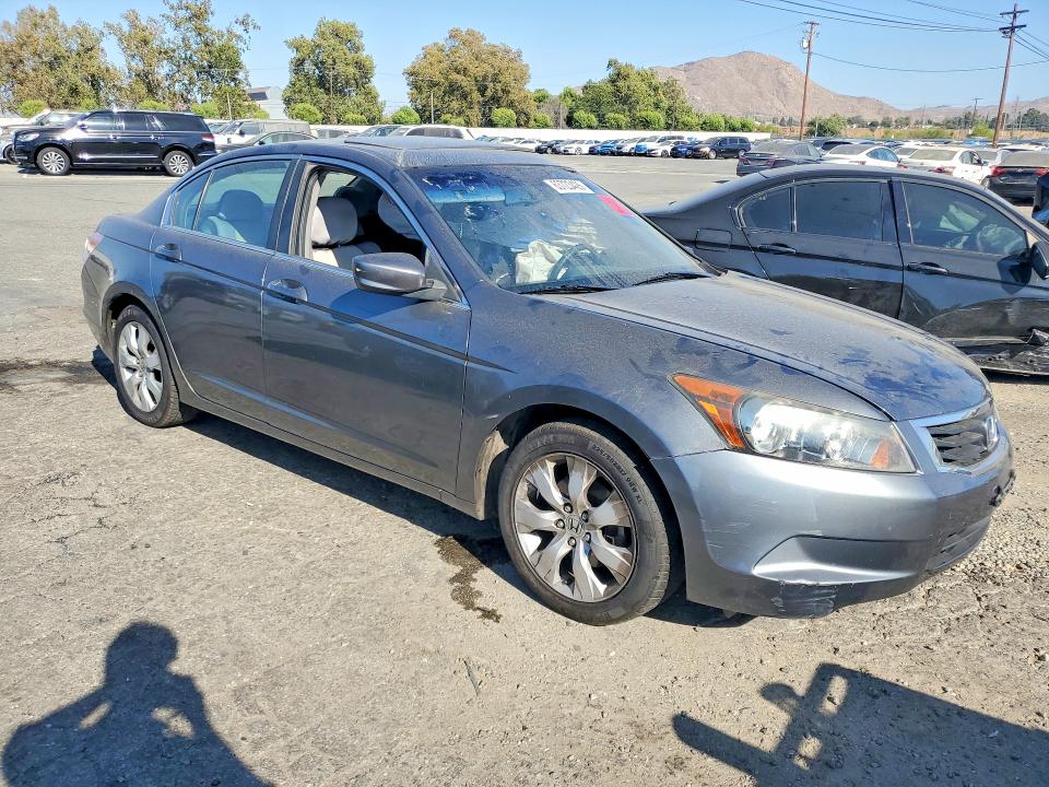 Photo 4 from auction – 2010 HONDA ACCORD with VIN 1HGCP2F80AA072556