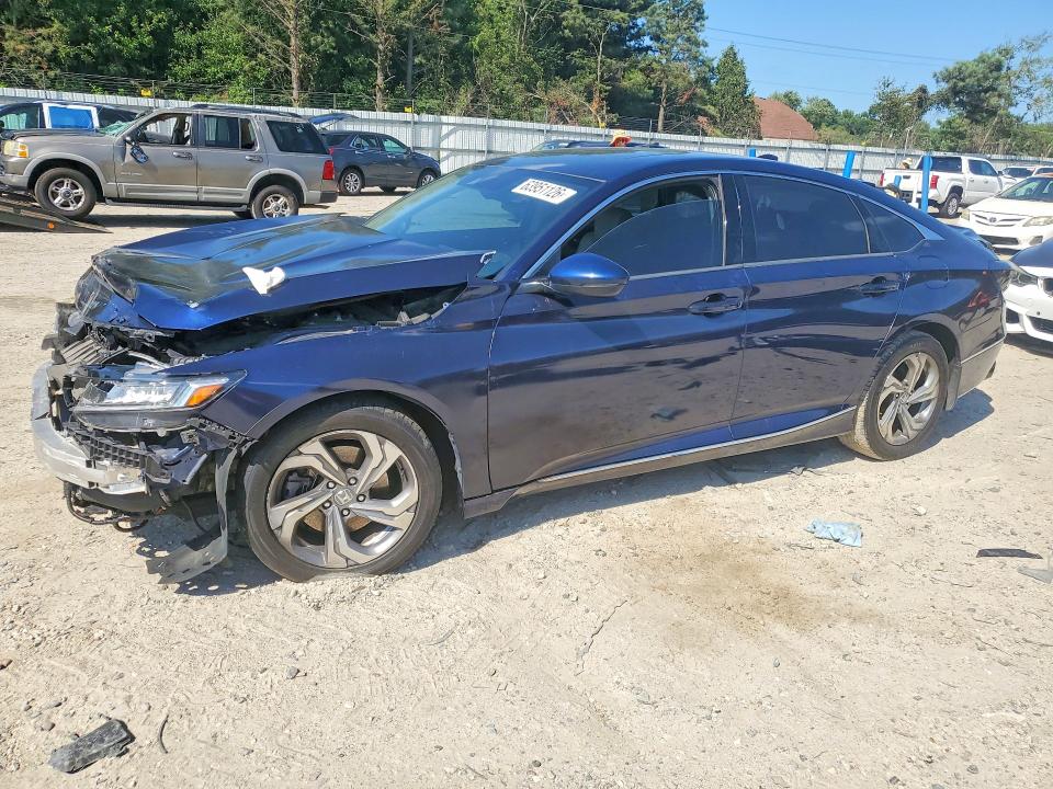 HONDA ACCORD 2018 z numerem VIN 1HGCV2F64JA034784 - Zdjęcie z aukcji