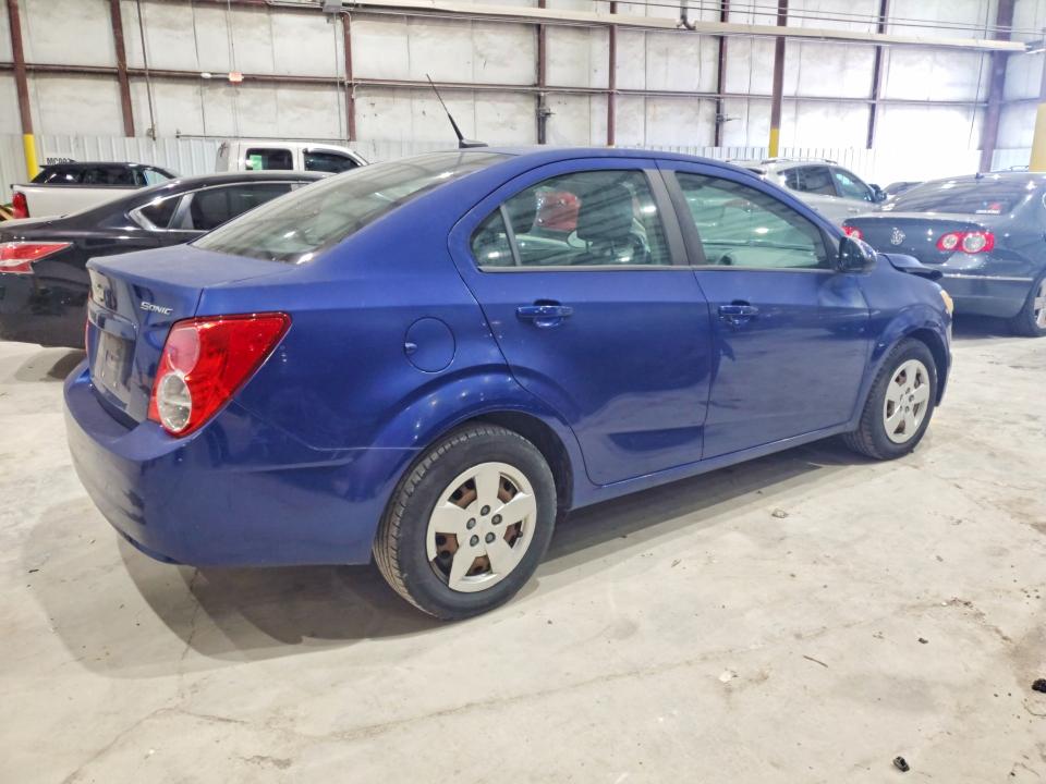Photo 3 from auction – 2013 CHEVROLET SONIC with VIN 1G1JA5SH3D4257520